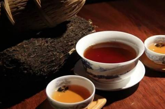 喝什麼茶刮油減肥，綠茶/黑茶/茉莉花茶等