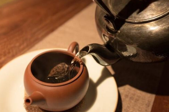 泡茶的基本流程是什麼?溫杯置茶洗茶沖泡倒茶