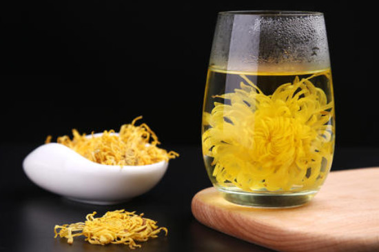 金絲皇菊花茶的功效與作用，飲用金絲黃菊茶具有什麼好處
