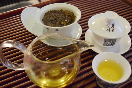 雲南沱茶和普洱茶有什麼區別，外形/原料等區別