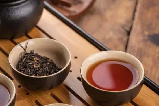 古樹紅茶一斤多少錢，在200～100000左右一斤