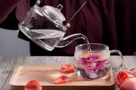 玫瑰花茶用沸水沖泡嗎