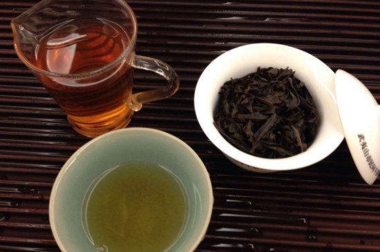 巖茶和紅茶有什麼區別