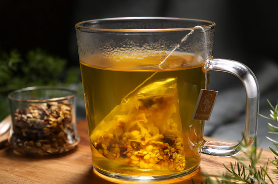 适合女生长期喝的茶，蜂蜜柠檬水/玫瑰花茶