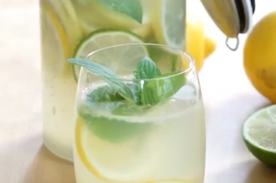 檸檬泡水可以長期喝嗎