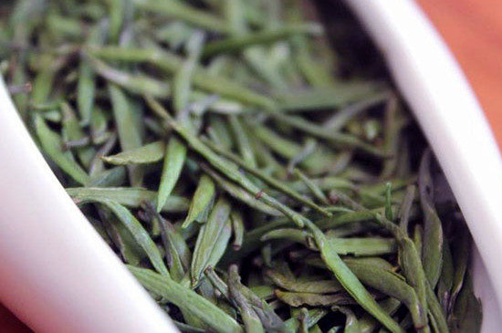峨眉山的名茶有哪几种，有两种（竹叶青茶/峨眉雪芽）