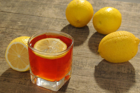 冬季喝什麼茶對身體好，紅棗茶蜂蜜菊花茶