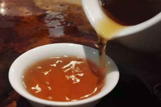 泡茶多少度的水合适 泡茶需要多少度的水最好