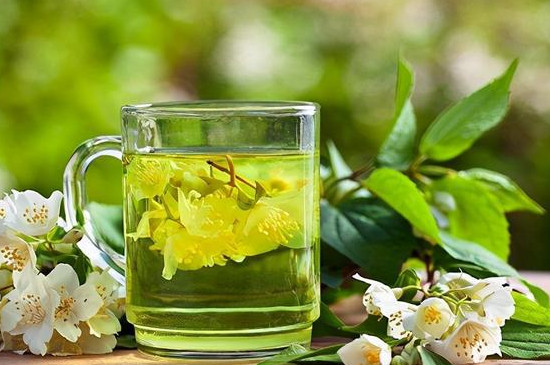 綠茶和白蓮花的區別