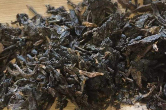 普洱茶餅受潮發黴還能喝嗎