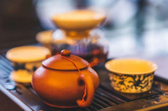 古人喝茶也都是用沸水冲泡茶叶吗