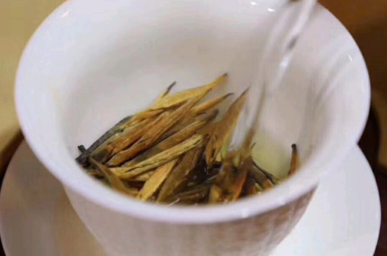 滇紅大金針茶沖泡方法